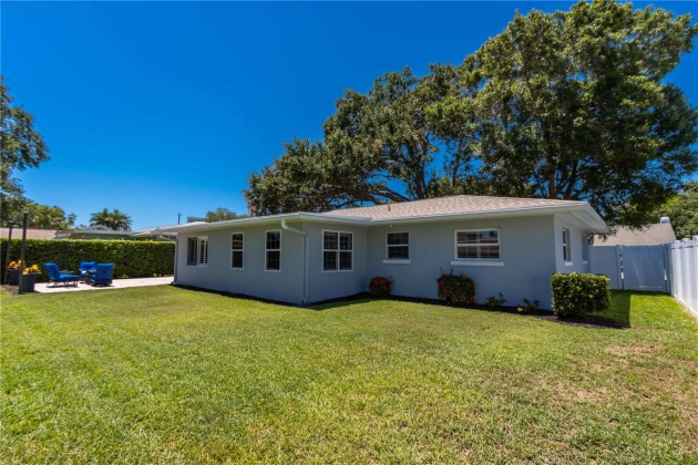 2576 RENATTA DRIVE, BELLEAIR BLUFFS, Florida 33770, 3 Bedrooms Bedrooms, ,2 BathroomsBathrooms,Residential,For Sale,RENATTA,MFRU8246747