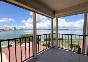 6158 PALMA DEL MAR BOULEVARD, SAINT PETERSBURG, Florida 33715, 1 Bedroom Bedrooms, ,1 BathroomBathrooms,Residential,For Sale,PALMA DEL MAR,MFRU8247042