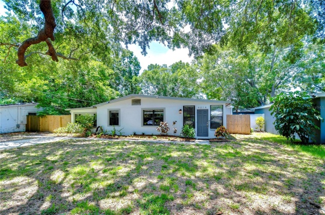 4014 LAWN AVENUE, TAMPA, Florida 33611, 3 Bedrooms Bedrooms, ,2 BathroomsBathrooms,Residential,For Sale,LAWN,MFRT3533232