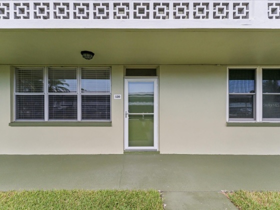 4710 BAY STREET, SAINT PETERSBURG, Florida 33703, 1 Bedroom Bedrooms, ,1 BathroomBathrooms,Residential,For Sale,BAY,MFRU8247063