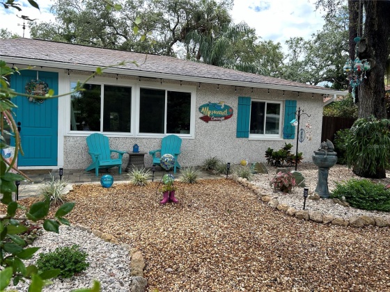 1710 DOUGLAS AVENUE, DUNEDIN, Florida 34698, 2 Bedrooms Bedrooms, ,2 BathroomsBathrooms,Residential,For Sale,DOUGLAS,MFRU8247107