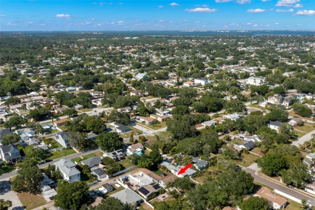 333 37TH AVENUE, SAINT PETERSBURG, Florida 33704, 3 Bedrooms Bedrooms, ,2 BathroomsBathrooms,Residential,For Sale,37TH,MFRU8247024