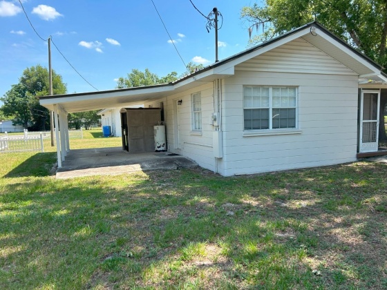 3310 MOORES LAKE ROAD, DOVER, Florida 33527, 2 Bedrooms Bedrooms, ,1 BathroomBathrooms,Residential,For Sale,MOORES LAKE,MFRT3535357