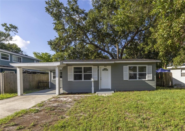 1052 57TH AVENUE, SAINT PETERSBURG, Florida 33703, 2 Bedrooms Bedrooms, ,1 BathroomBathrooms,Residential,For Sale,57TH,MFRU8246947