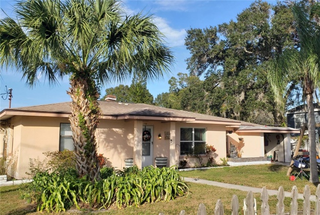 204 SHORE DRIVE, OLDSMAR, Florida 34677, 3 Bedrooms Bedrooms, ,2 BathroomsBathrooms,Residential,For Sale,SHORE,MFRU8222945