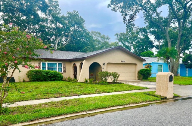 11491 60TH LANE, PINELLAS PARK, Florida 33782, 3 Bedrooms Bedrooms, ,2 BathroomsBathrooms,Residential,For Sale,60TH,MFRU8249156