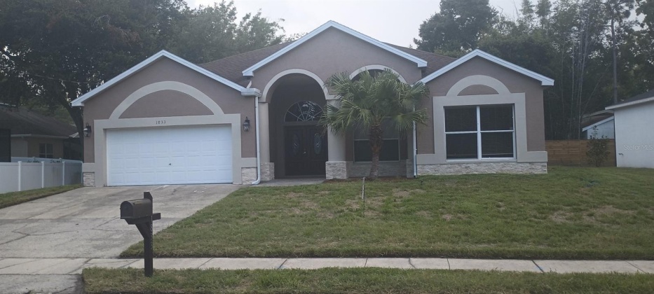 1833 HILLCREST STREET, TARPON SPRINGS, Florida 34689, 3 Bedrooms Bedrooms, ,2 BathroomsBathrooms,Residential,For Sale,HILLCREST,MFRO6217745