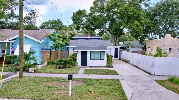 602 PROSPECT AVENUE, CLEARWATER, Florida 33756, 2 Bedrooms Bedrooms, ,1 BathroomBathrooms,Residential,For Sale,PROSPECT,MFRT3544635