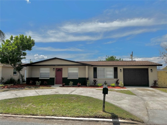 3812 ELMWOOD DRIVE, HOLIDAY, Florida 34691, 3 Bedrooms Bedrooms, ,2 BathroomsBathrooms,Residential,For Sale,ELMWOOD,MFRW7867116