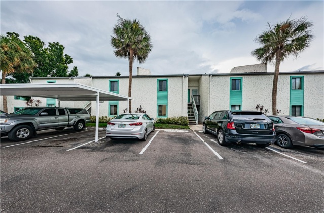 11409 8TH STREET, SAINT PETERSBURG, Florida 33716, 1 Bedroom Bedrooms, ,1 BathroomBathrooms,Residential,For Sale,8TH,MFRU8251738