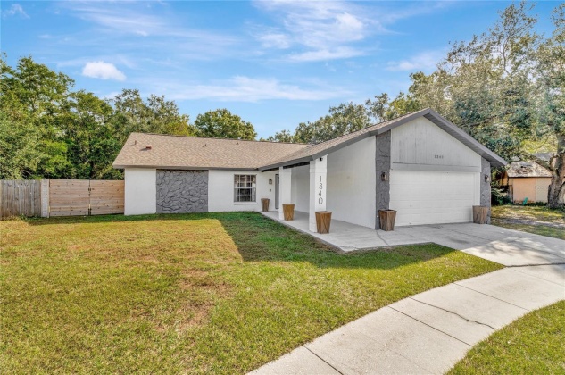 1340 FOXBORO DRIVE, BRANDON, Florida 33511, 3 Bedrooms Bedrooms, ,2 BathroomsBathrooms,Residential,For Sale,FOXBORO,MFRO6225785