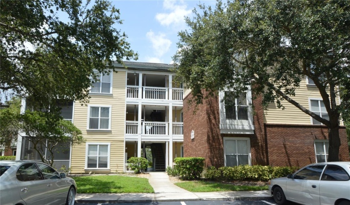 4115 CHATHAM OAK COURT, TAMPA, Florida 33624, 1 Bedroom Bedrooms, ,1 BathroomBathrooms,Residential,For Sale,CHATHAM OAK,MFRO6230395