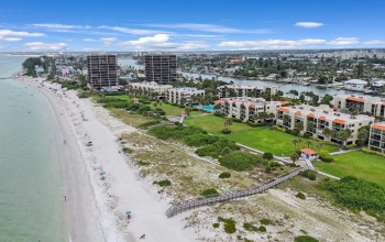 7537 BAYSHORE DRIVE, TREASURE ISLAND, Florida 33706, 1 Bedroom Bedrooms, ,1 BathroomBathrooms,Residential,For Sale,BAYSHORE,MFRU8252741