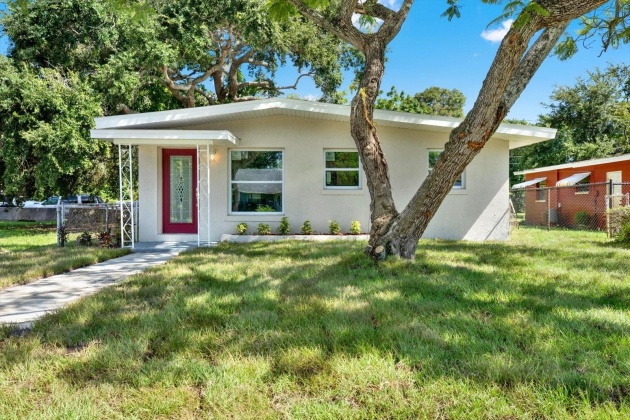 3055 MELROSE AVENUE, ST PETERSBURG, Florida 33712, 2 Bedrooms Bedrooms, ,1 BathroomBathrooms,Residential,For Sale,MELROSE,MFRU8255307