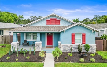 1011 QUEEN STREET, SAINT PETERSBURG, Florida 33713, 3 Bedrooms Bedrooms, ,2 BathroomsBathrooms,Residential,For Sale,QUEEN STREET,MFRTB8303360