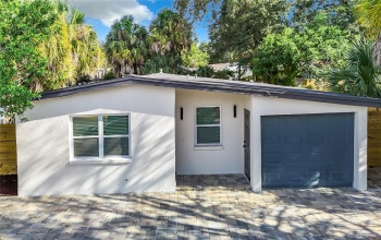 305 DR MARTIN LUTHER KING JR BOULEVARD, TAMPA, Florida 33603, 3 Bedrooms Bedrooms, ,2 BathroomsBathrooms,Residential,For Sale,DR MARTIN LUTHER KING JR,MFRTB8305390