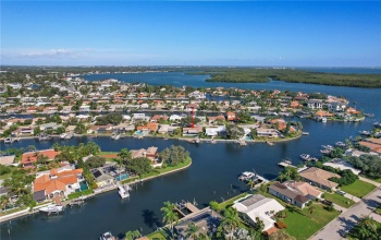 2072 MASSACHUSETTS AVENUE, SAINT PETERSBURG, Florida 33703, 4 Bedrooms Bedrooms, ,2 BathroomsBathrooms,Residential,For Sale,MASSACHUSETTS,MFRTB8308593