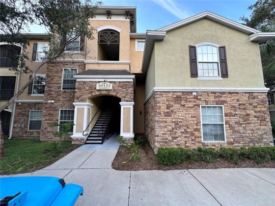 10121 COURTNEY PALMS BOULEVARD, TAMPA, Florida 33619, 2 Bedrooms Bedrooms, ,2 BathroomsBathrooms,Residential,For Sale,COURTNEY PALMS,MFRTB8309894