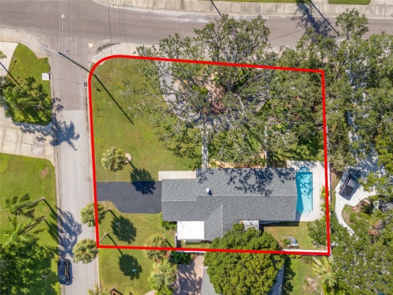 5301 VENETIAN BOULEVARD, SAINT PETERSBURG, Florida 33703, 4 Bedrooms Bedrooms, ,2 BathroomsBathrooms,Residential,For Sale,VENETIAN,MFRTB8310999