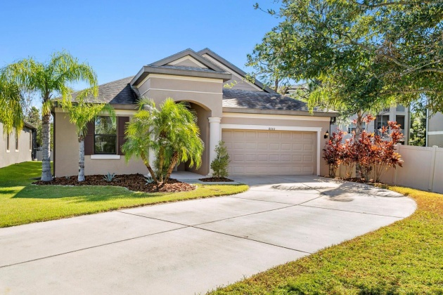 8003 WHITETAIL DEER WAY, TAMPA, Florida 33635, 4 Bedrooms Bedrooms, ,2 BathroomsBathrooms,Residential,For Sale,WHITETAIL DEER,MFRTB8309859