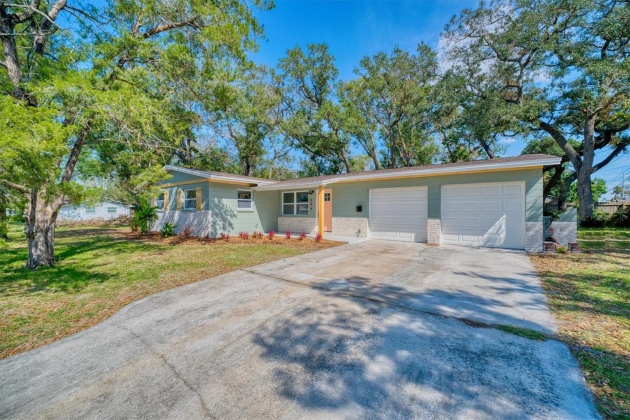 594 59TH STREET, SAINT PETERSBURG, Florida 33707, 3 Bedrooms Bedrooms, ,2 BathroomsBathrooms,Residential,For Sale,59TH,MFRTB8310243