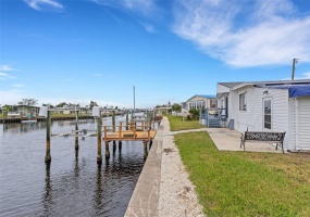 217 MOUNT ISLE AVENUE, ST PETERSBURG, Florida 33702, 2 Bedrooms Bedrooms, ,1 BathroomBathrooms,Residential,For Sale,MOUNT ISLE,MFRU8249596