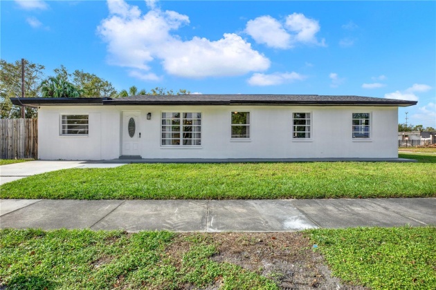 4916 CARLYLE ROAD, TAMPA, Florida 33615, 4 Bedrooms Bedrooms, ,2 BathroomsBathrooms,Residential,For Sale,CARLYLE,MFRTB8320596