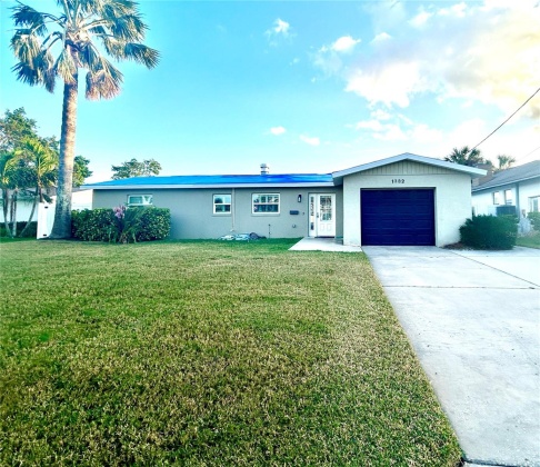 1332 47TH AVENUE, SAINT PETERSBURG, Florida 33703, 3 Bedrooms Bedrooms, ,2 BathroomsBathrooms,Residential,For Sale,47TH,MFRTB8320877