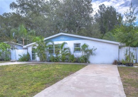 5431 70TH LANE, SAINT PETERSBURG, Florida 33709, 3 Bedrooms Bedrooms, ,2 BathroomsBathrooms,Residential,For Sale,70TH,MFRTB8322358