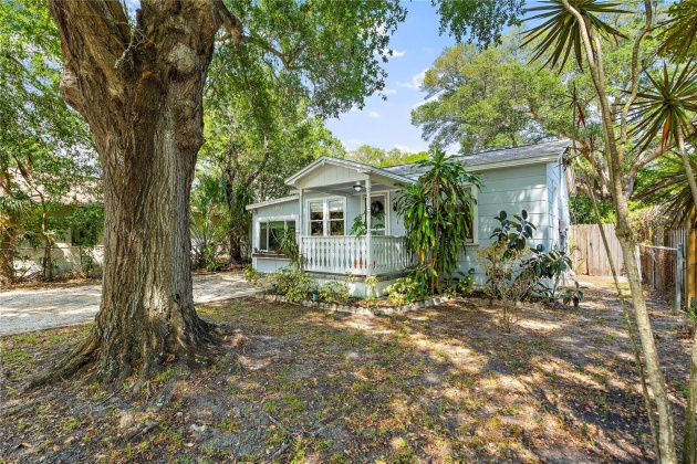 3101 20TH STREET, SAINT PETERSBURG, Florida 33713, 3 Bedrooms Bedrooms, ,1 BathroomBathrooms,Residential,For Sale,20TH,MFRTB8323136