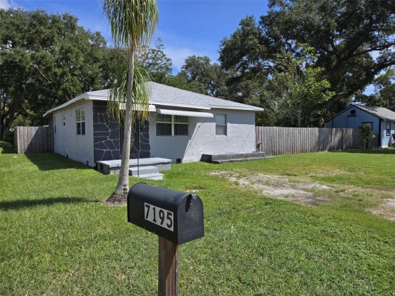 7195 56TH STREET, PINELLAS PARK, Florida 33781, 3 Bedrooms Bedrooms, ,1 BathroomBathrooms,Residential,For Sale,56TH,MFRTB8323279