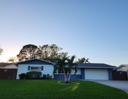 1900 60TH WAY, SAINT PETERSBURG, Florida 33710, 4 Bedrooms Bedrooms, ,2 BathroomsBathrooms,Residential,For Sale,60TH,MFRTB8324232