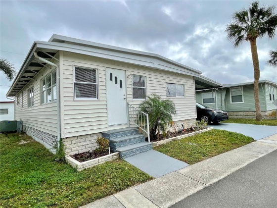 34185 CANAL DRIVE, PINELLAS PARK, Florida 33781, 2 Bedrooms Bedrooms, ,2 BathroomsBathrooms,Residential,For Sale,CANAL,MFRTB8322872