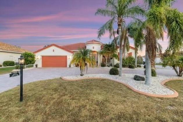 1115 SIGNATURE DRIVE, SUN CITY CENTER, Florida 33573, 3 Bedrooms Bedrooms, ,3 BathroomsBathrooms,Residential,For Sale,SIGNATURE,MFRA4630293